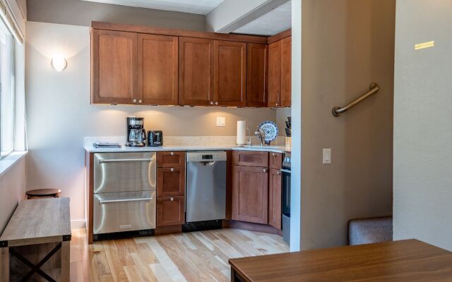 Villager 1203 1 Bedroom Condo