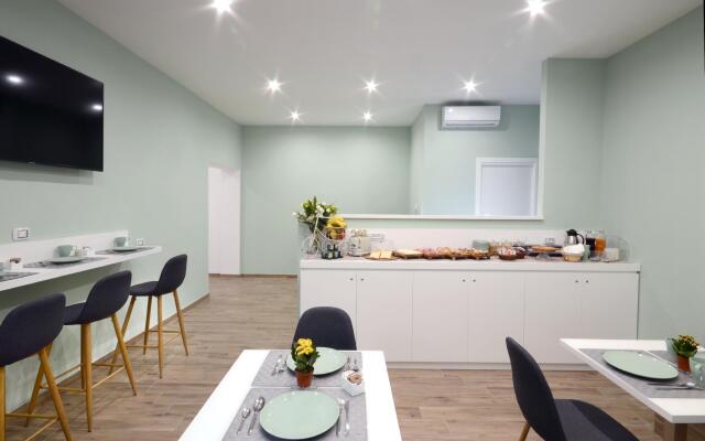 Napoliseason Rooms and Breakfast