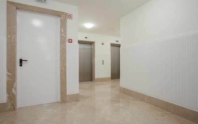 Liiiving - Aliados Luxury Apartment I