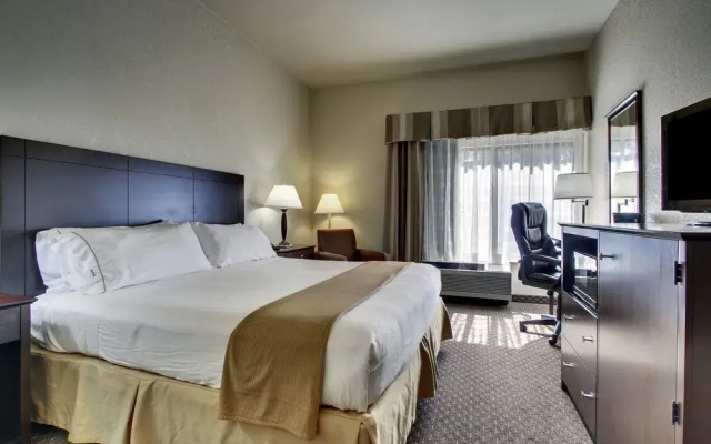 Holiday Inn Express Dahlonega