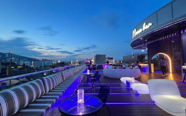 Moose Hotel Nimman