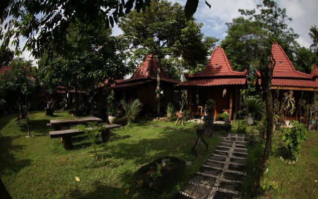 Omah Garengpoeng Guest House