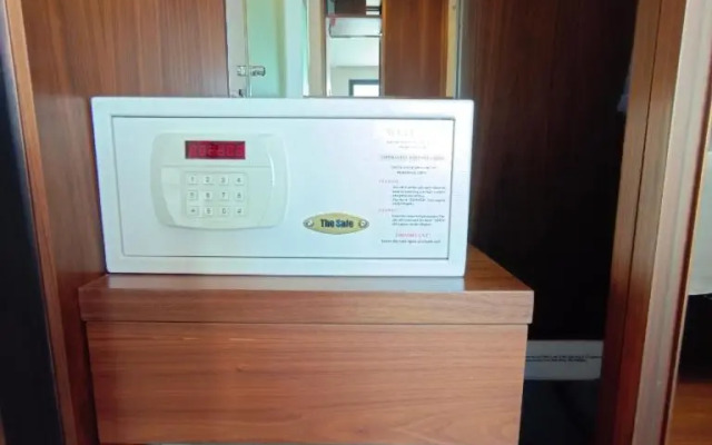 Sacha's Hotel UNO & UNO Express