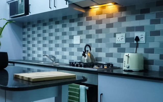 1-bedroom apartment with secure basement parking