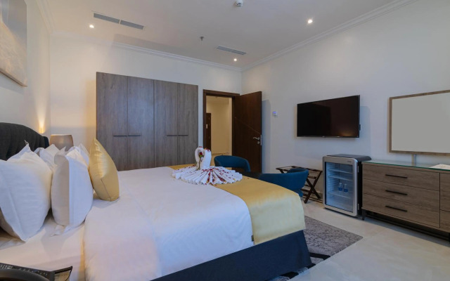 The Gate Hotel and Apartments