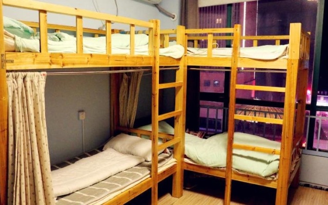 Yichang Sanmao Youth Hostel – Guest Rooms – Yichang