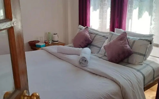 Mansarover Home Stay