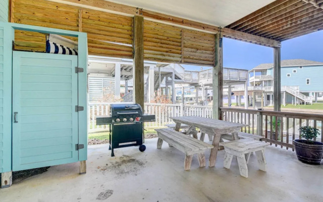 Stilted Galveston Vacation Home w/ Canal Views!