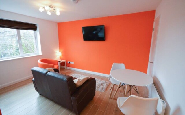 Modern Studio Flat In Clifton