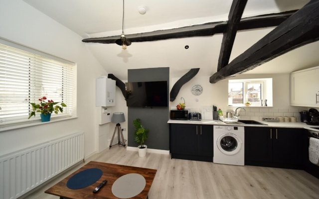 Silk Suite - Chester Road Apartments by Premier Serviced Accommodation