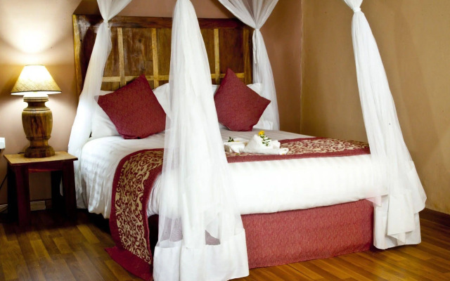 Crater Safari Lodge
