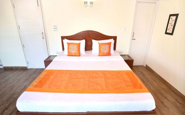 OYO 12185 Home Wayside Villa 3BHK Apartment Kasauli