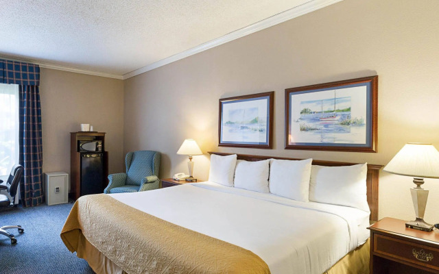 Quality Inn & Suites Seabrook - NASA - Kemah