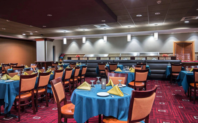 Crowne Plaza Newark Airport by IHG