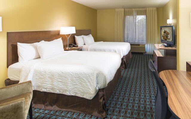 Wingate by Wyndham - Buford