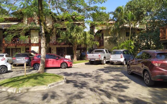 Incrivel casa com churrasq na Praia de Maresias SP