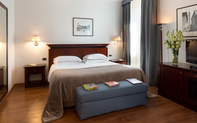 Starhotels Excelsior
