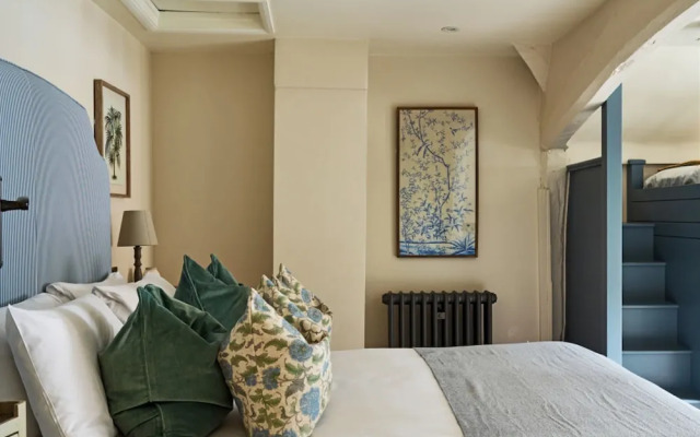 The Old Coach House - From 500 Per Night