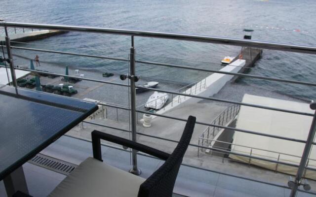 V Otele Palmira Palace Son U Morya Apartments