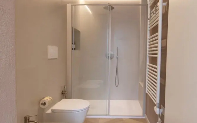 Elisea Your City Escape