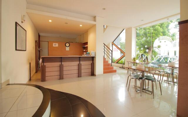 OYO Flagship 1511 Galaxy Near RS Muhammadiyah