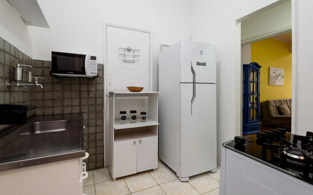 Apartamento a 300m da Praia de Ipanema | VP318/404