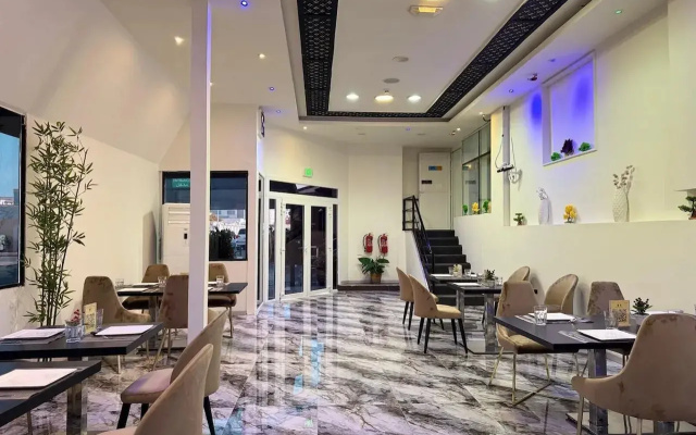 Ivory Inn  Doha