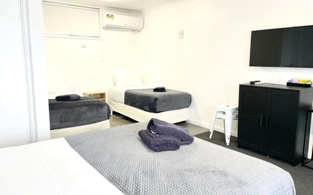 Avenue Motel – Guest Rooms – Ballarat