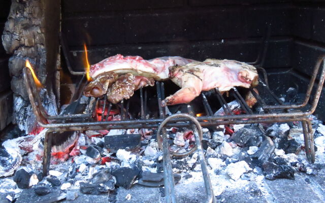 Atico con terraza y Barbacoa, junto linea Metro de BCN