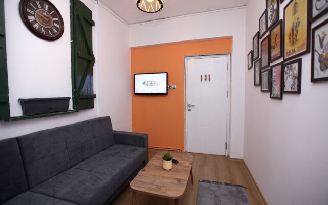 Aden Room