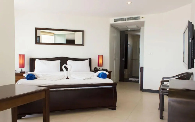 Andaman Beach Suites Hotel by Alexanders