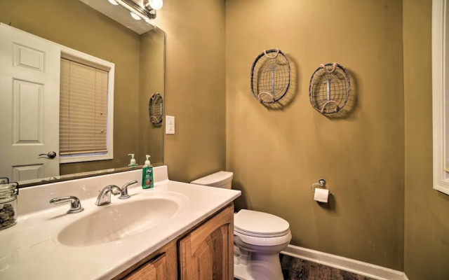 Family-friendly Massanutten Home w/ Slope Views!