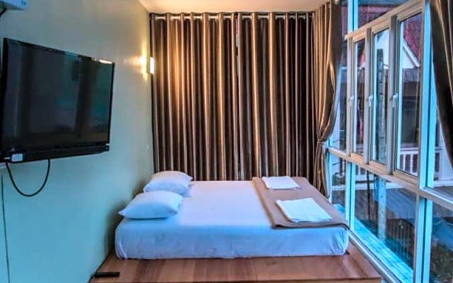 Station 14 Apartment