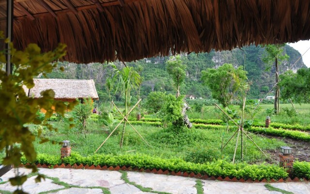 Trang An Valley Bungalow