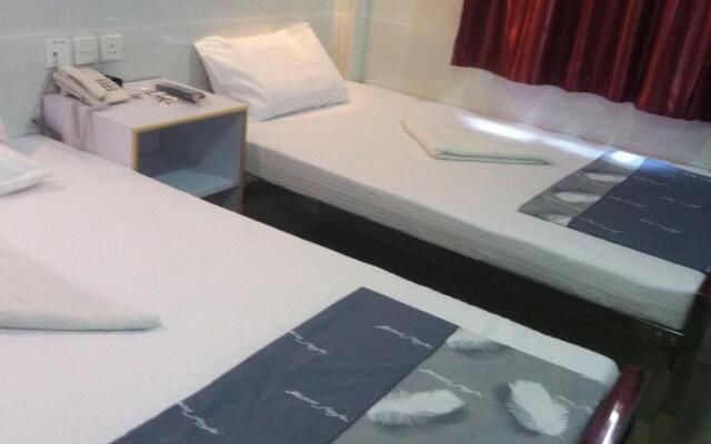 Cosmos Guest House (4/F)