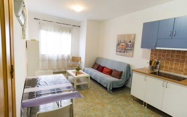 Apartamentos Faycan Vecindario