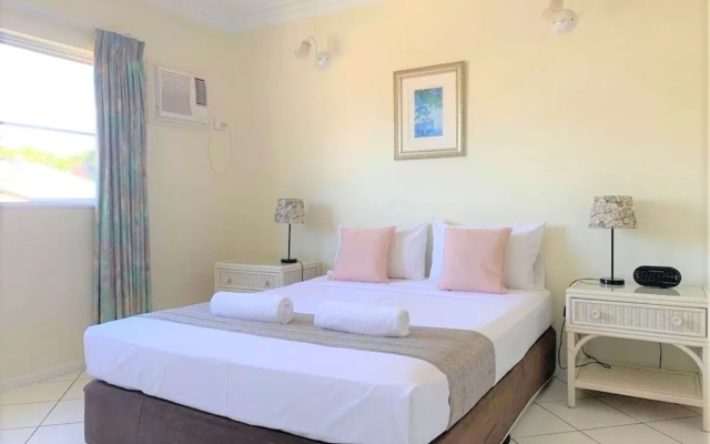 Koala Court Holiday Apartments – Guest Rooms – Cairns