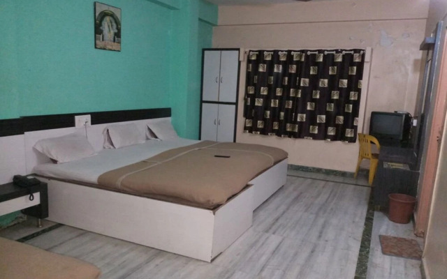 Hotel Kaustubh