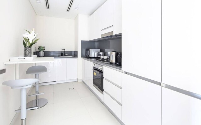 Superior + Luxurious 2BR - Sleeping 7!