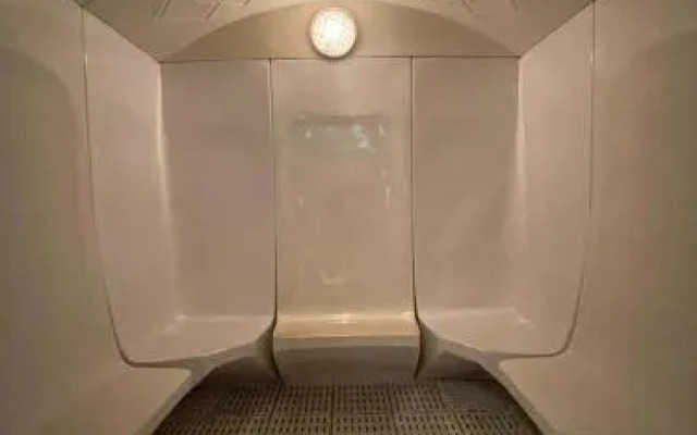 DA86 Well Design Studio in Dubai Arch tower