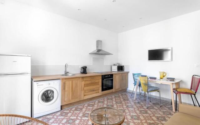 Luxurious 1 bedroom, AC, terrace, close beaches - Dodo et Tartine