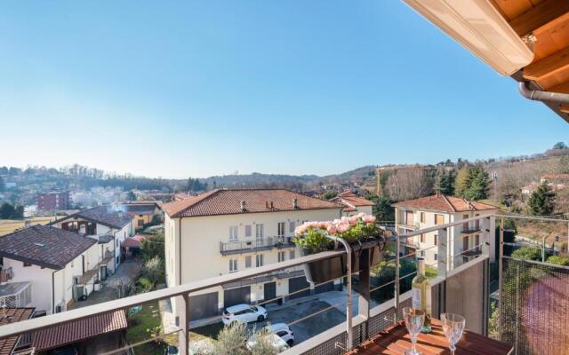 Bright Apartment Como Cavallasca