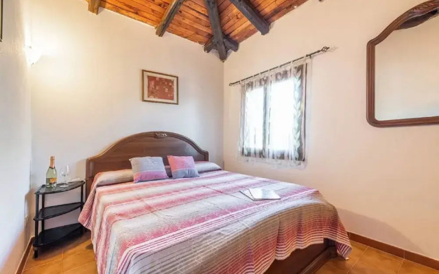 Appealing Apartment Near the sea