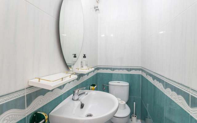 Modern Family Town House