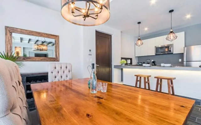 Bright full furnished 2 bedrooms