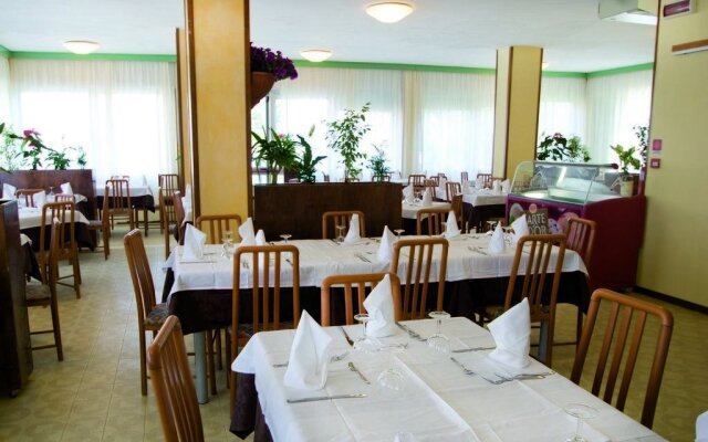 Nuovo Hotel Anthisa