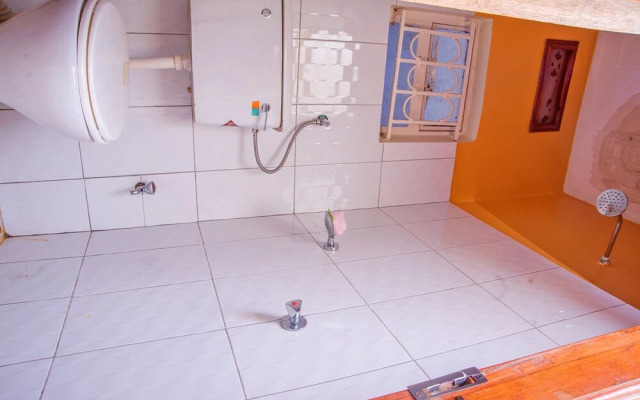 Lovely 3-bed House - Prosper House- Entebbe Road