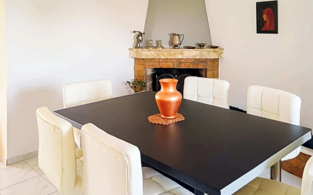 Filiatra Modern Getaway With Panoramic Views