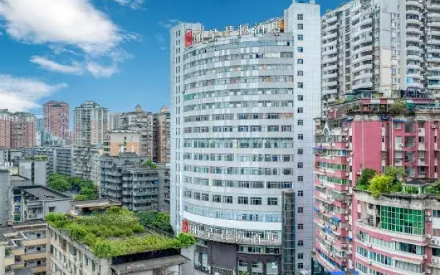 Rezen King Town Hotel
