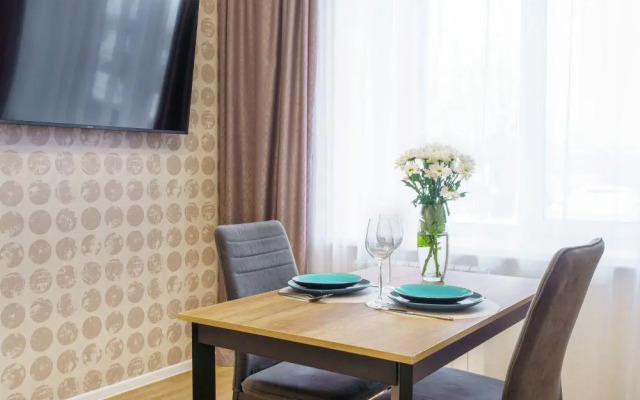 Good night (Гуд найт) на бульваре Николая Гумилёва